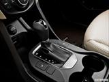  Gear shifter/center console photo